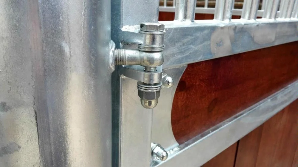 
cheap horse stable with bamboo 