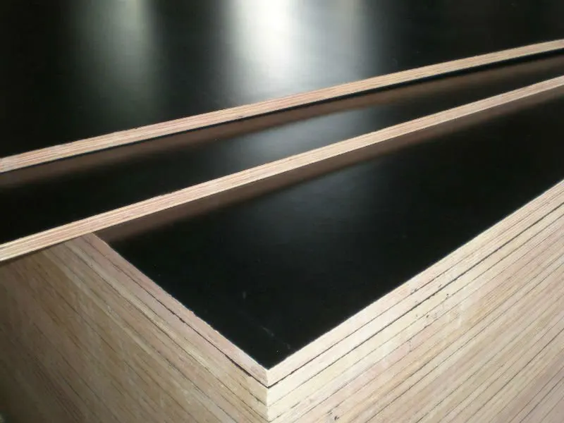 two times hot press film faced plywood  in black colour..jpg