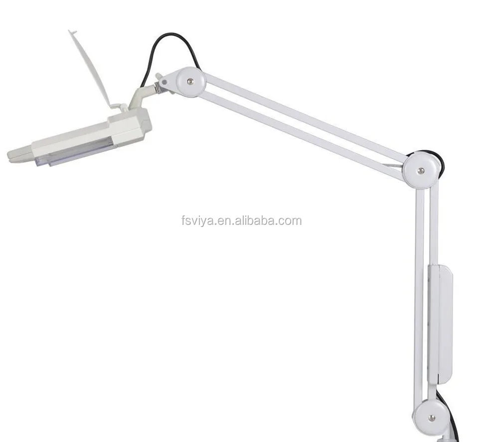 Magnifying lamp with clamp (1)_.jpg