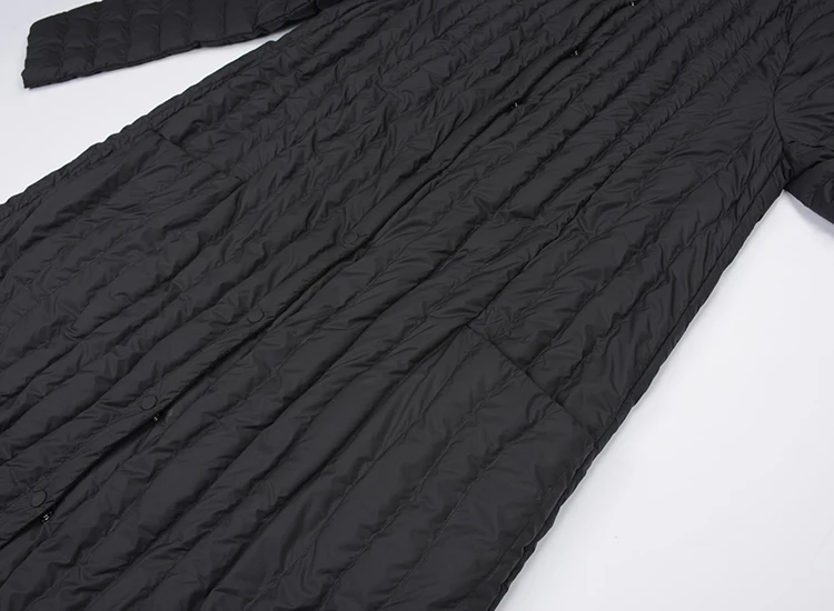 Reliable and good  latest design long women feather down winter coats