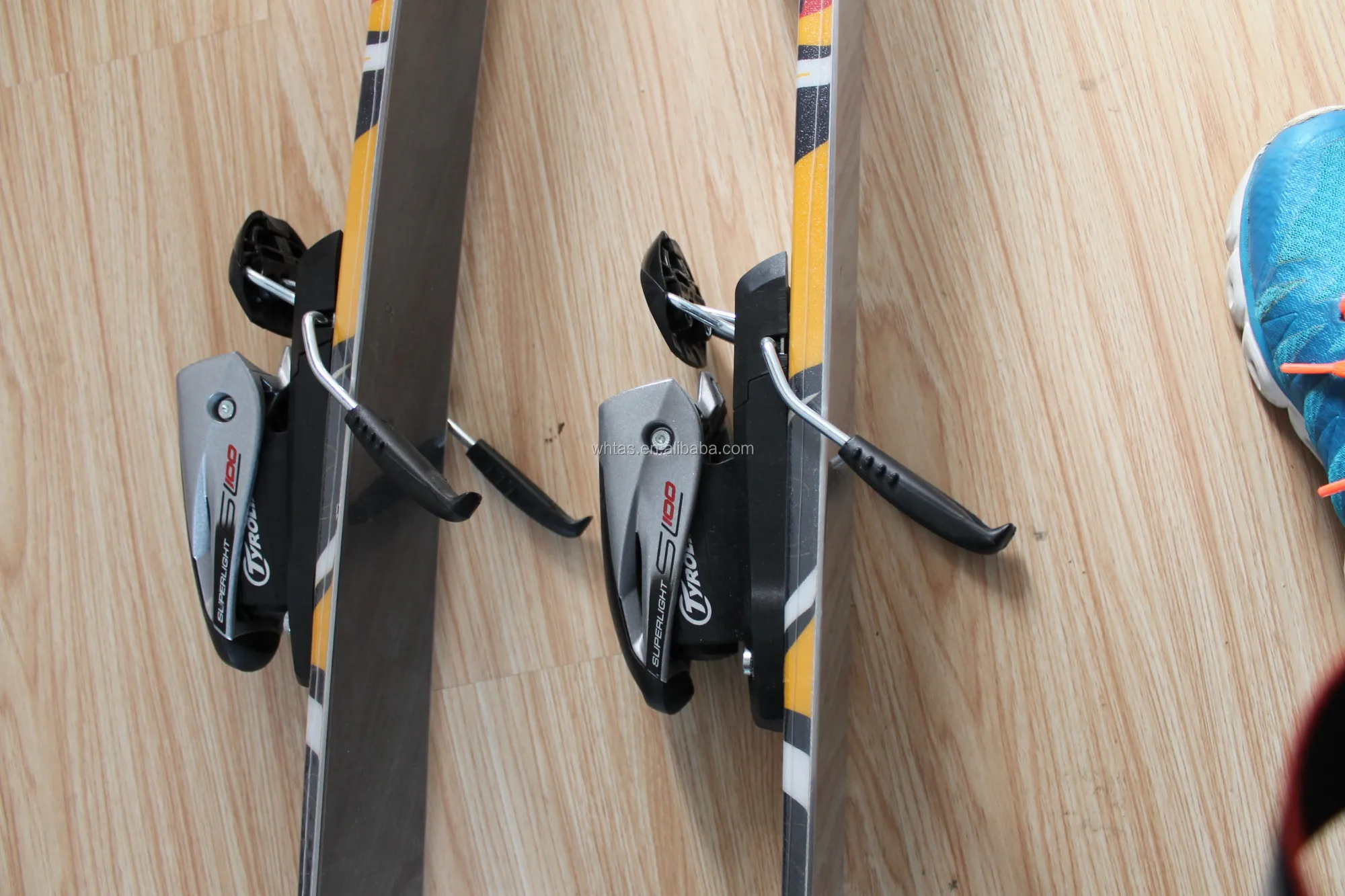 talos 自由式 apline 滑雪套装