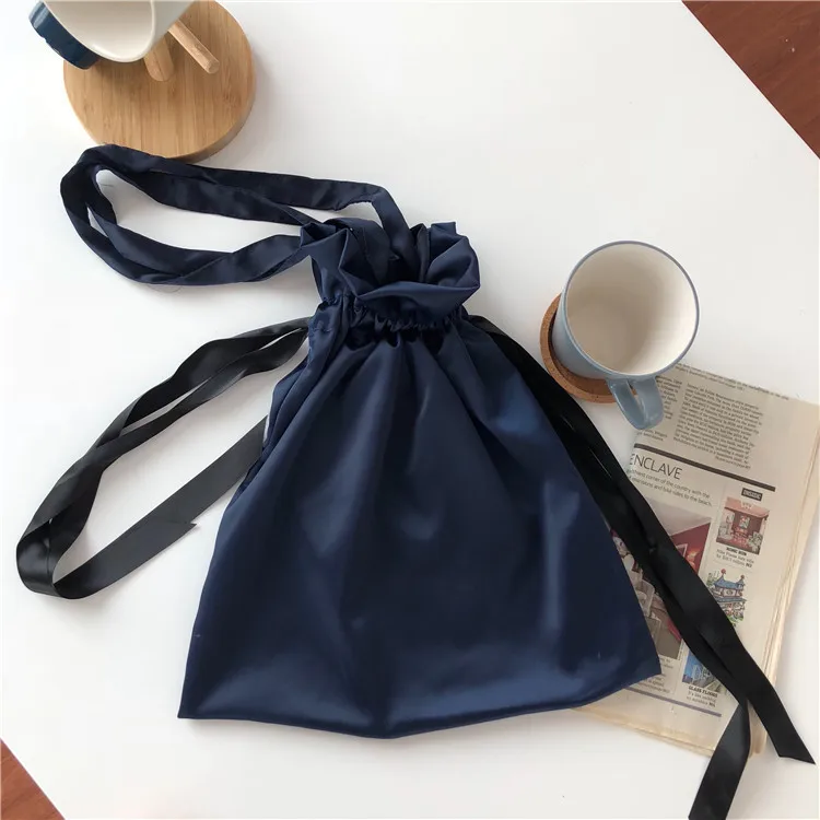 

Blank and Patternless black Silk material Handbag, Pink,gray,black,green