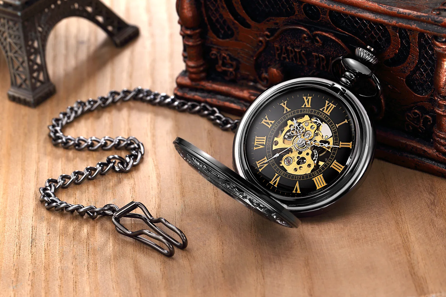 Wholesale Antique Hollow Gold Glow In Dark Key Chain Mechanical Retro