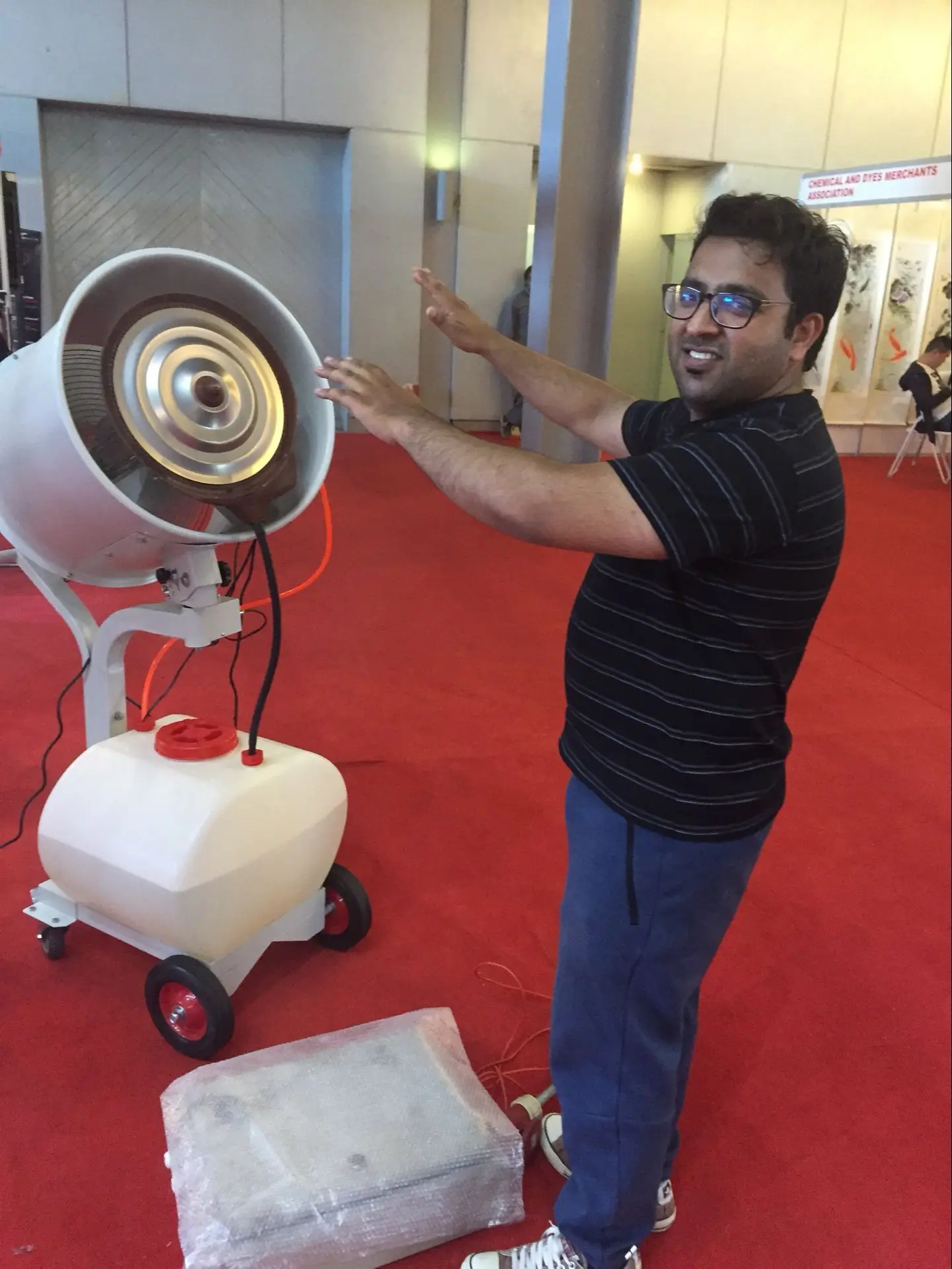 
Industrial centrifugal humidifier for Livestock Cow farms 