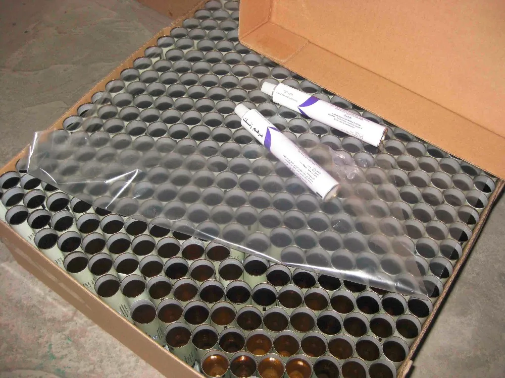 五层全新瓦楞纸箱,以避免运输过程中管道损坏.