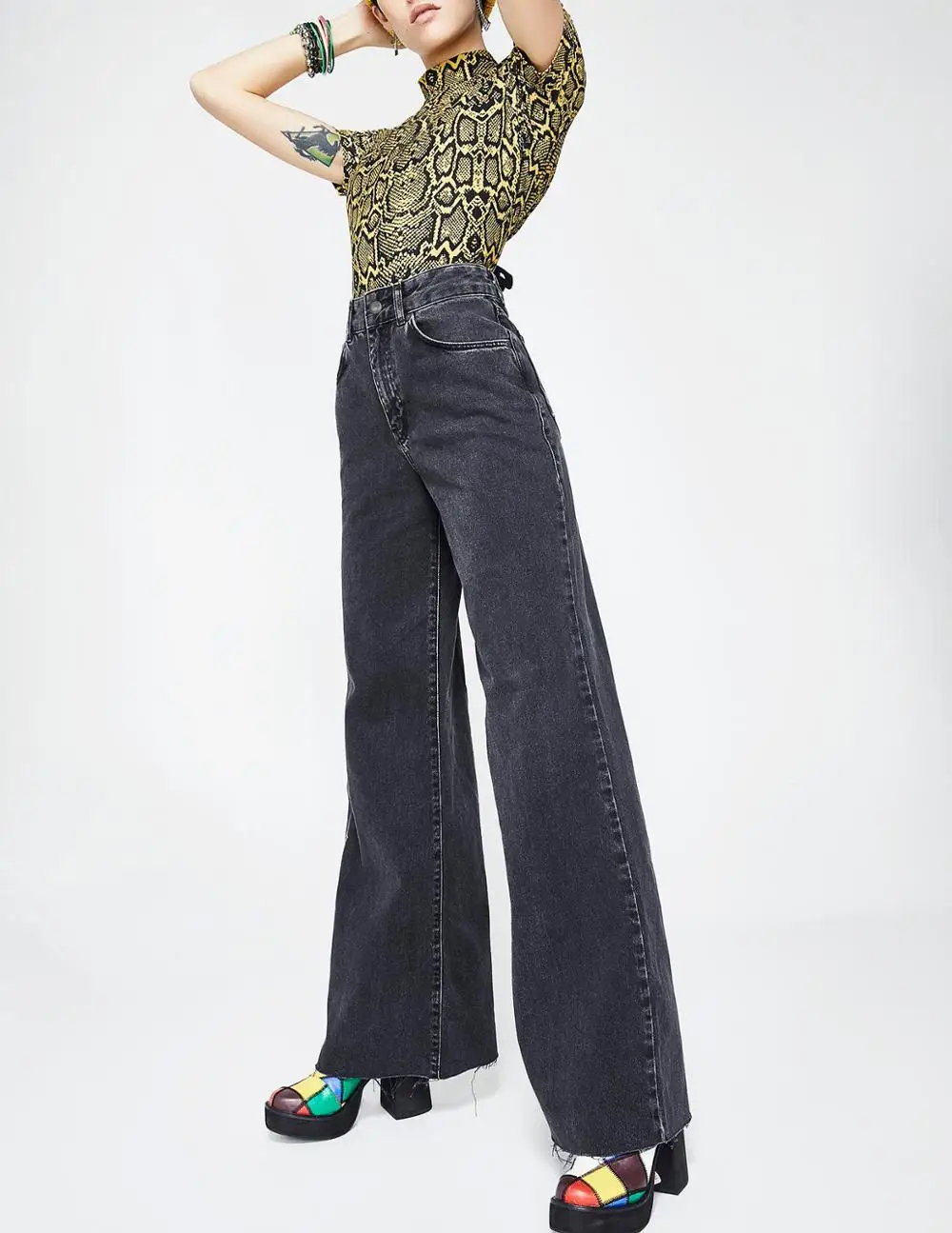 100% algodón desigual flared pantalones vaqueros de las 100% algodón desigual flared pantalones vaqueros de las