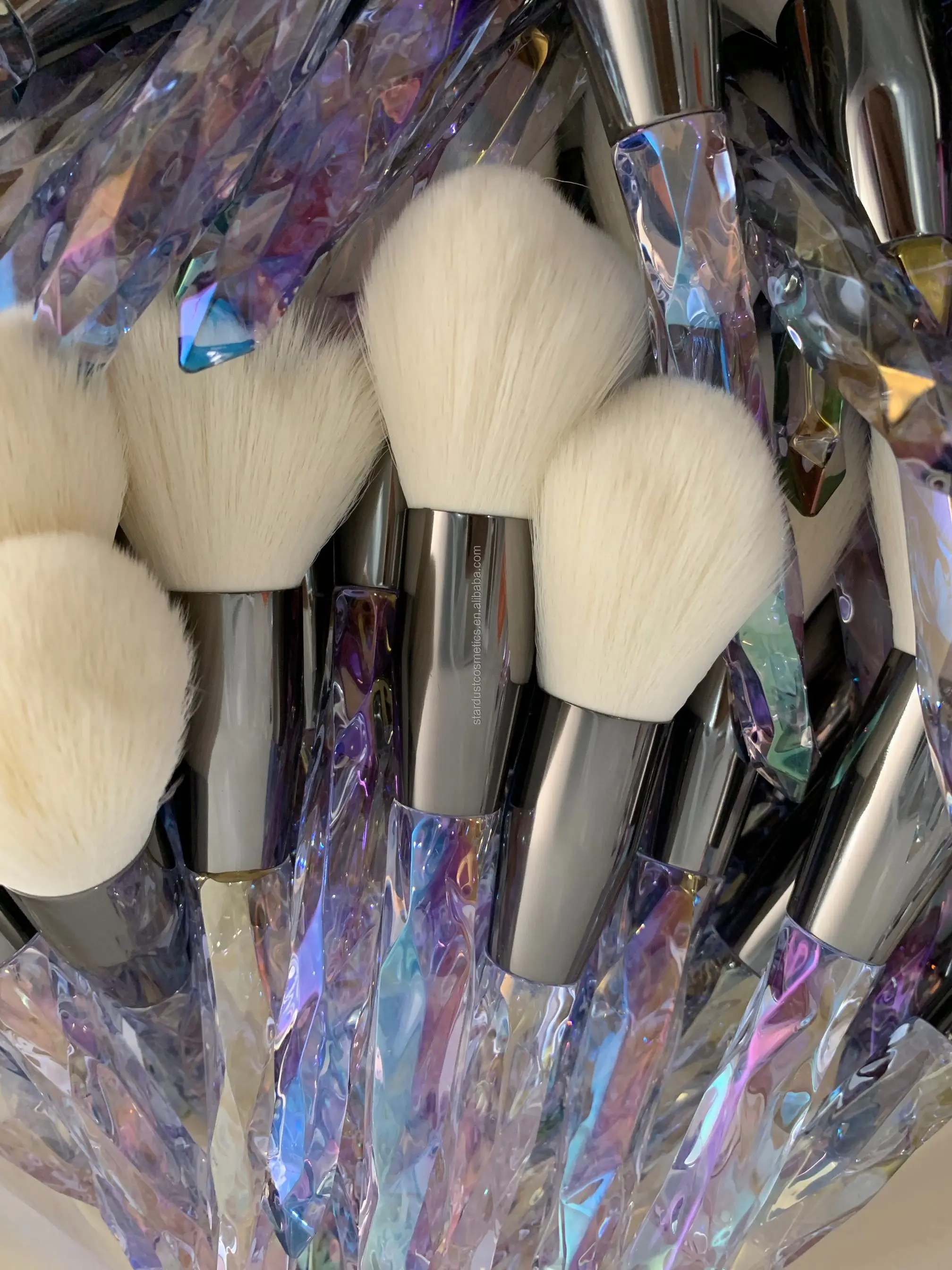 Holographic Crystal 13 Pcs Synthetic Hair Makeup Brushes Private Label