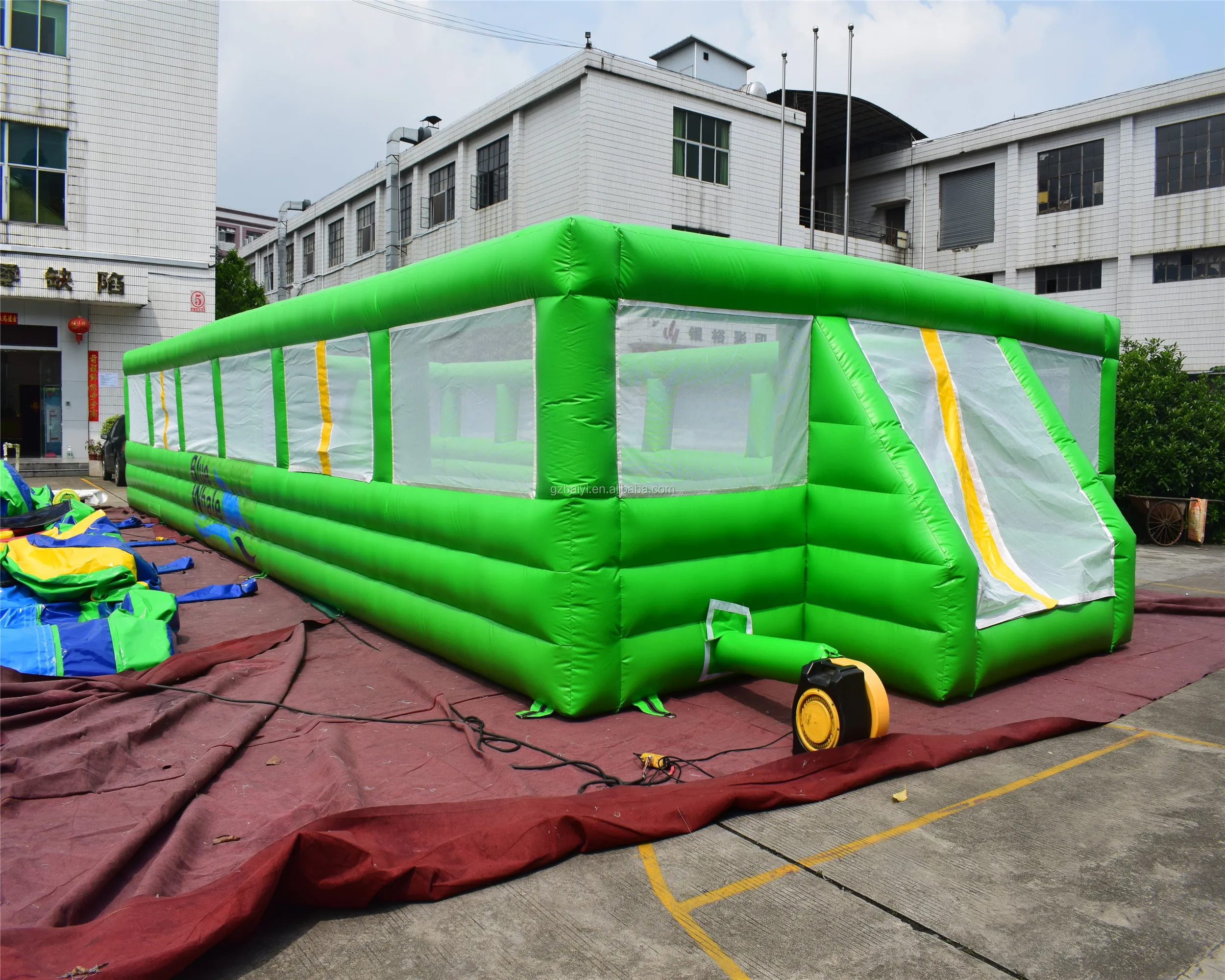 Large Size Enclosed Inflatable Soccer Field Inflatable Soccer Pitch