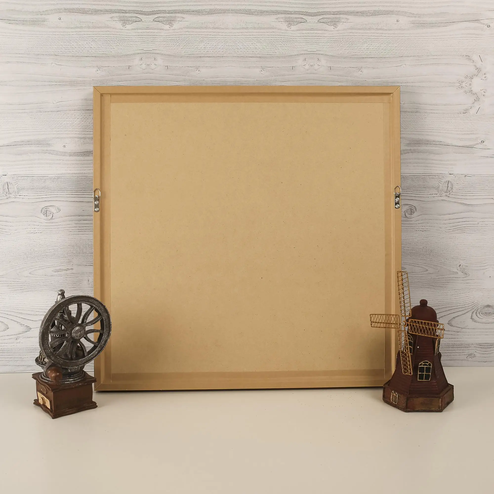 New Arrival Home Goods Decoration Frames Metal Color Embellishments