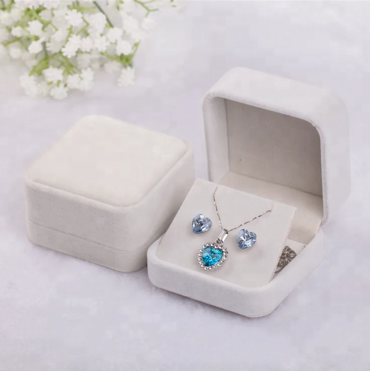 

Luxury velvet square jewelry boxes Multicolor accept custom logo velvet jewelry package wholesale jewelry box