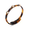 Fashion Jewelry Cloth Accessories Round Acrylic Bangle Amber Acrylic Cuff Bangle For Women
