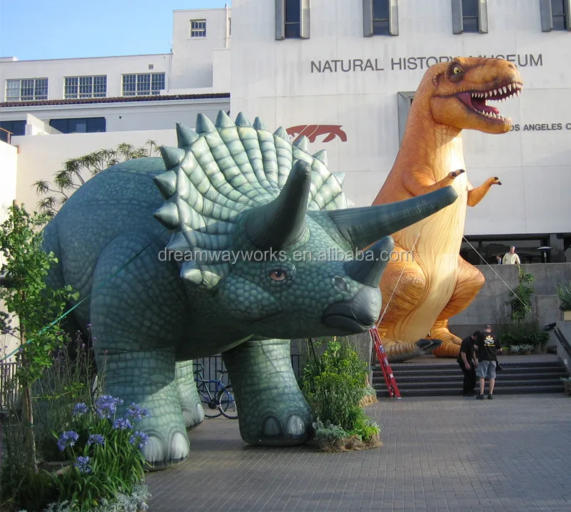 inflatable dinosaurs 01.jpg