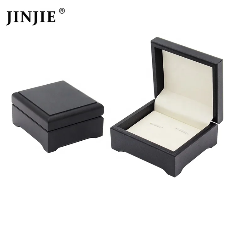 

New arrival silver and black plastic customized logo cufflinks packings box