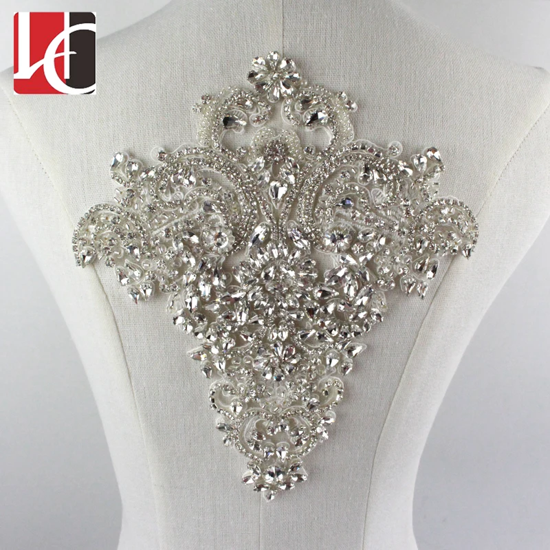 

HC-3786 Hechun Wholesale Guangzhou Red Crystal Beads Rhinestone Bridal Applique