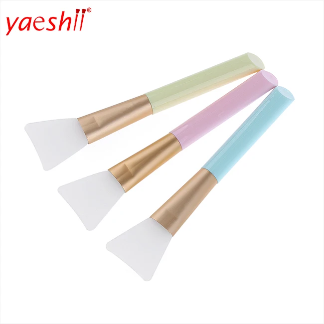 

Yaeshii 1PC Facial Mask Brush Soft Silicone Makeup Brush Skin Face Care Cosmetic Tools with Plastic Handle Face Brush