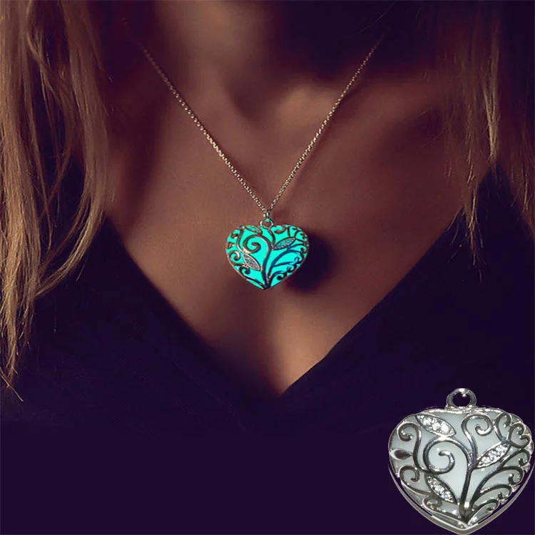 

Aliexpress hot selling luminous necklace Elegant Heart design pendant necklace
