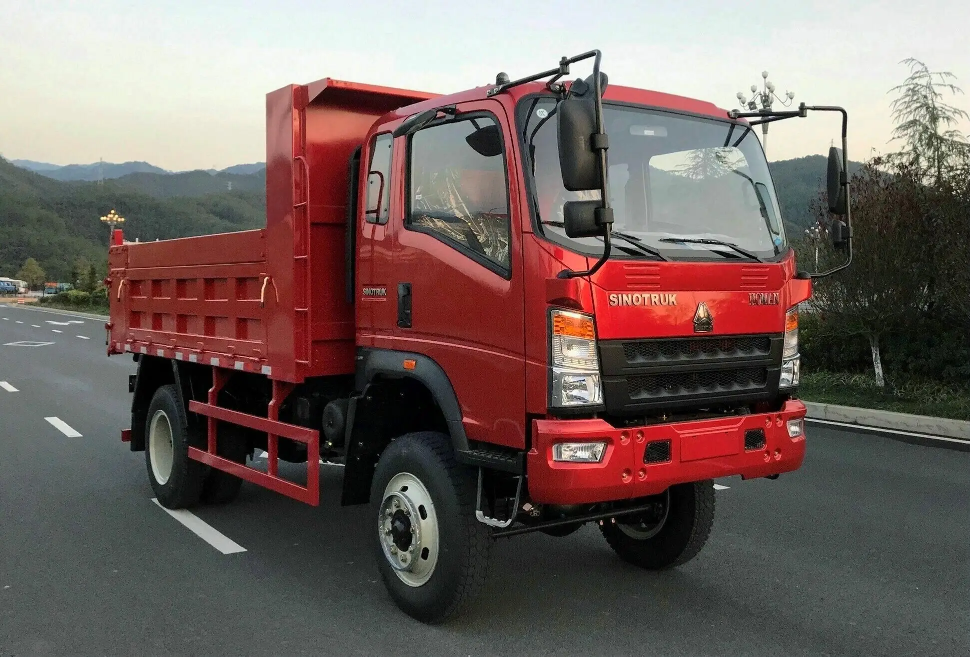 Sinotruk(homan),Zz3168e3524c143h,4x4 Dump Truck Buy Homan Truck,Homan