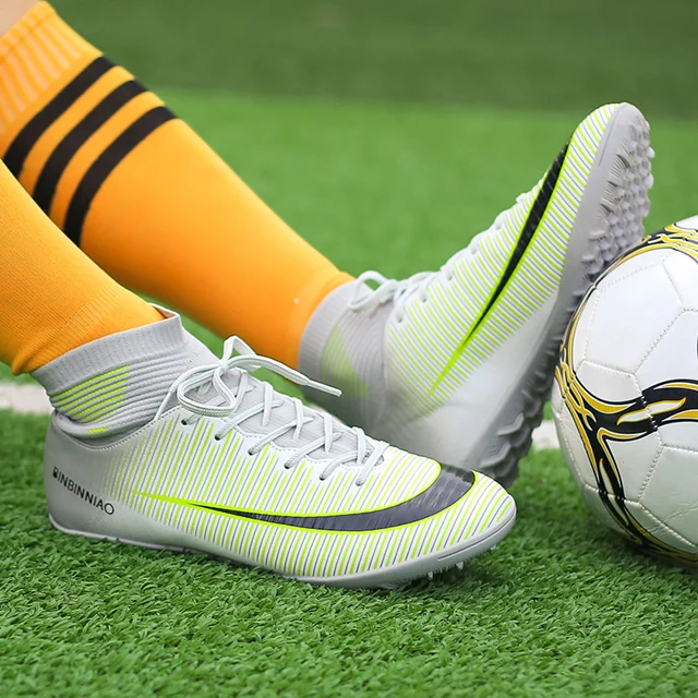 
2018 Adult Football Boots Professional Men Soccer Shoe Best selling Custom Football Shoes In Stock Wholesale Dropshipping 