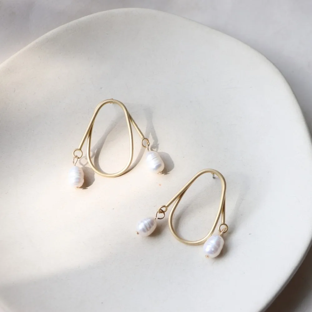

JUHU Wholesale 2019 women gold plated metal with pearl earrings geometric drop earrings