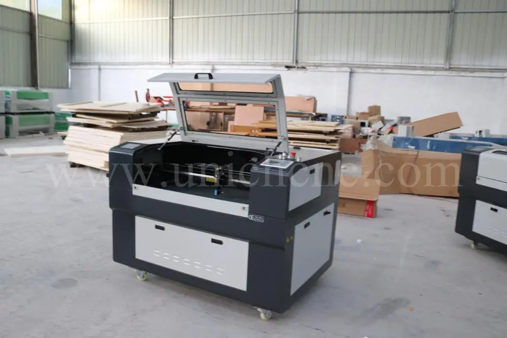 economic price 6040 60W CO2 non metal material laser engraving machine/co2 laser tube