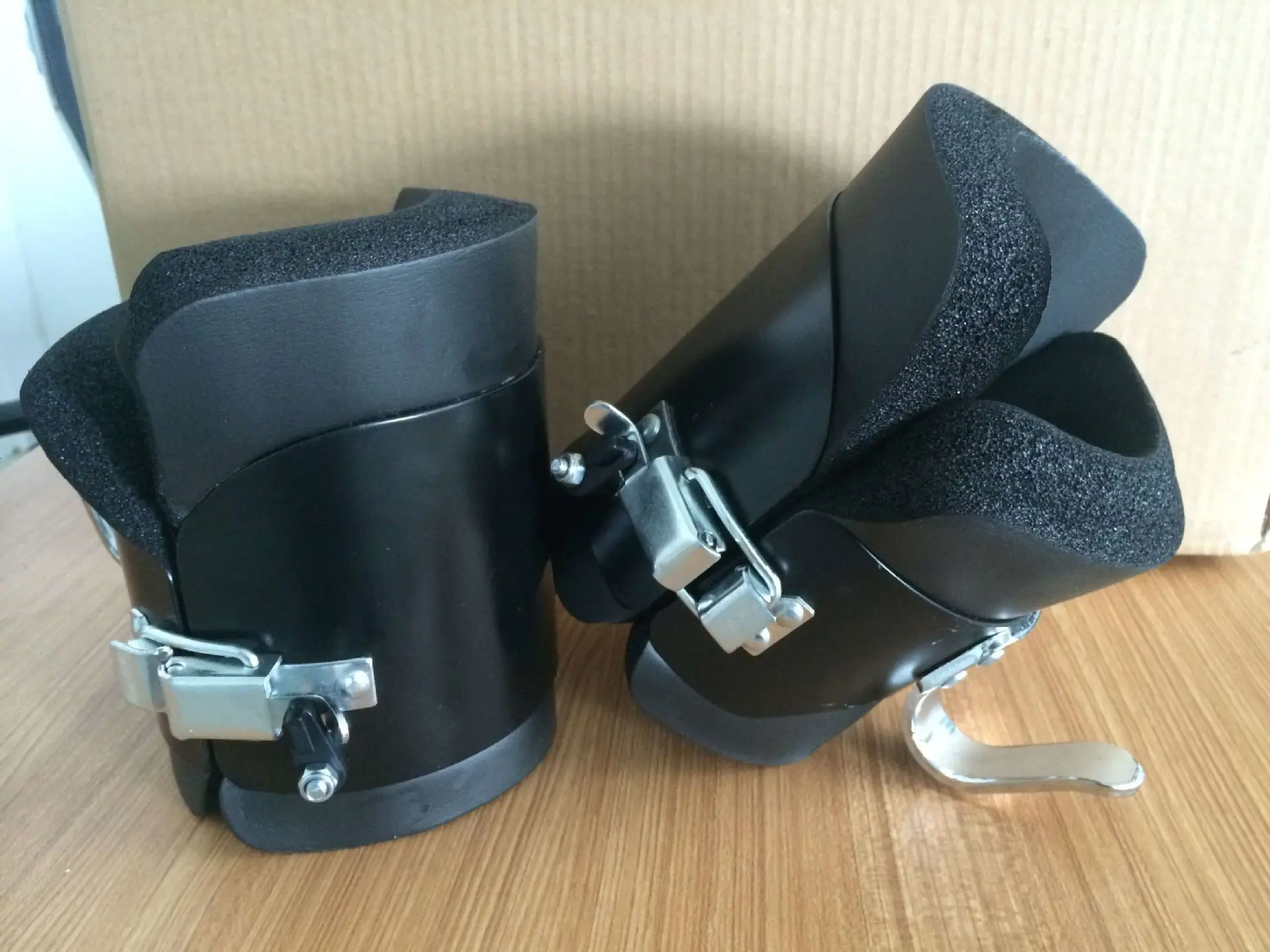 Black Anti Gravity Inversion Boots For Exercise Buy Gravity Boots