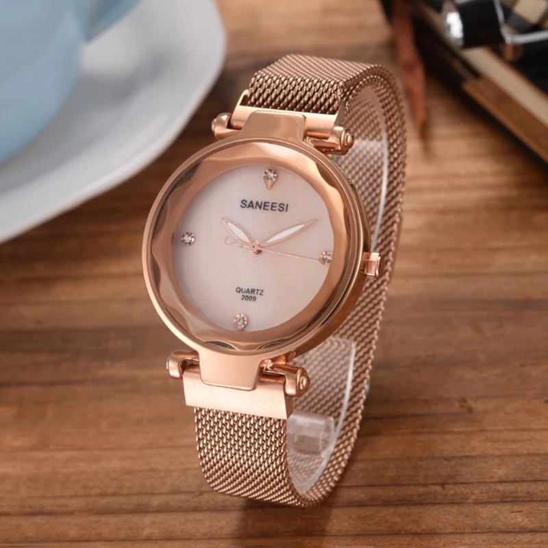 

Small Order Analog Watch Women /Luxury Design Quartz Watch