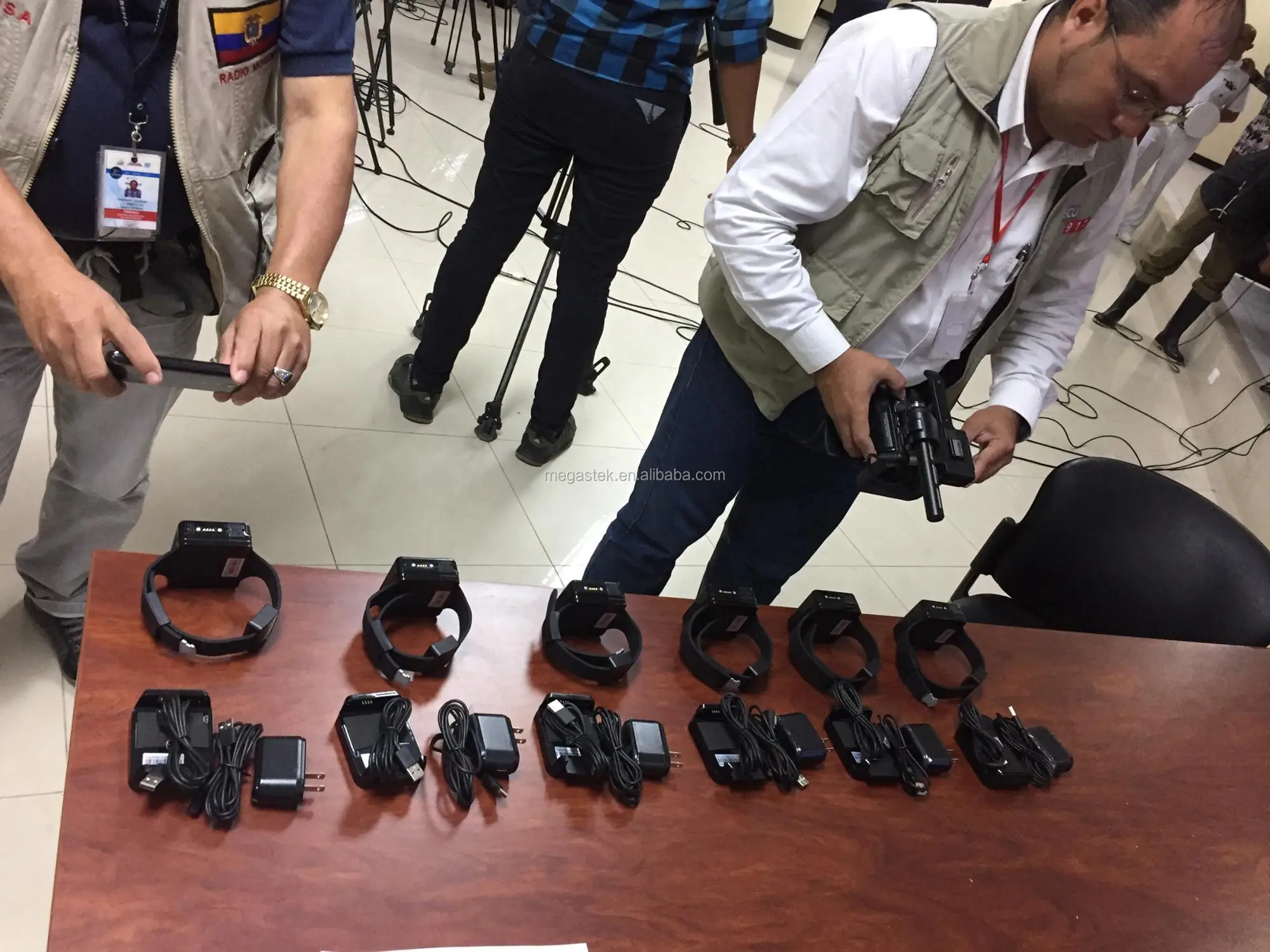 Ankle Bracelet Gps Offender Tracker - Buy Offender Tracker,Parolee