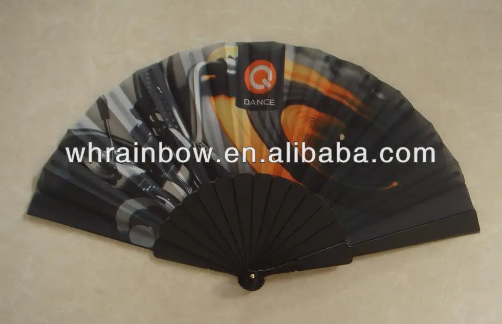 plastic fan 2