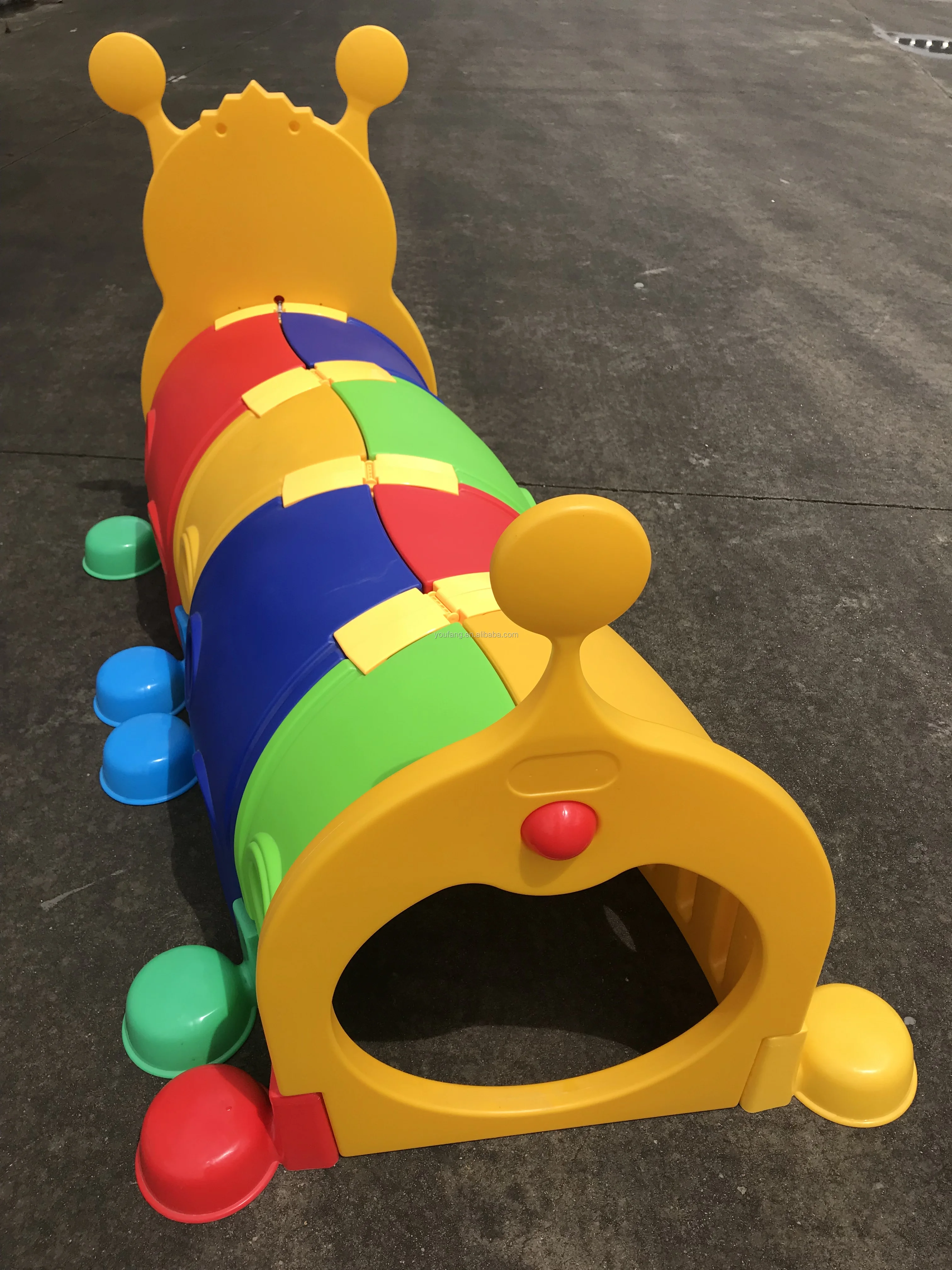 elc play tunnel