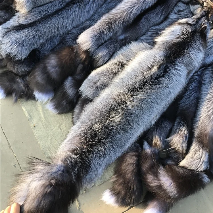 
High Quality Natural Color Silver Fox Fur Skin/Real Fur Pelt For Sale  (60203699702)