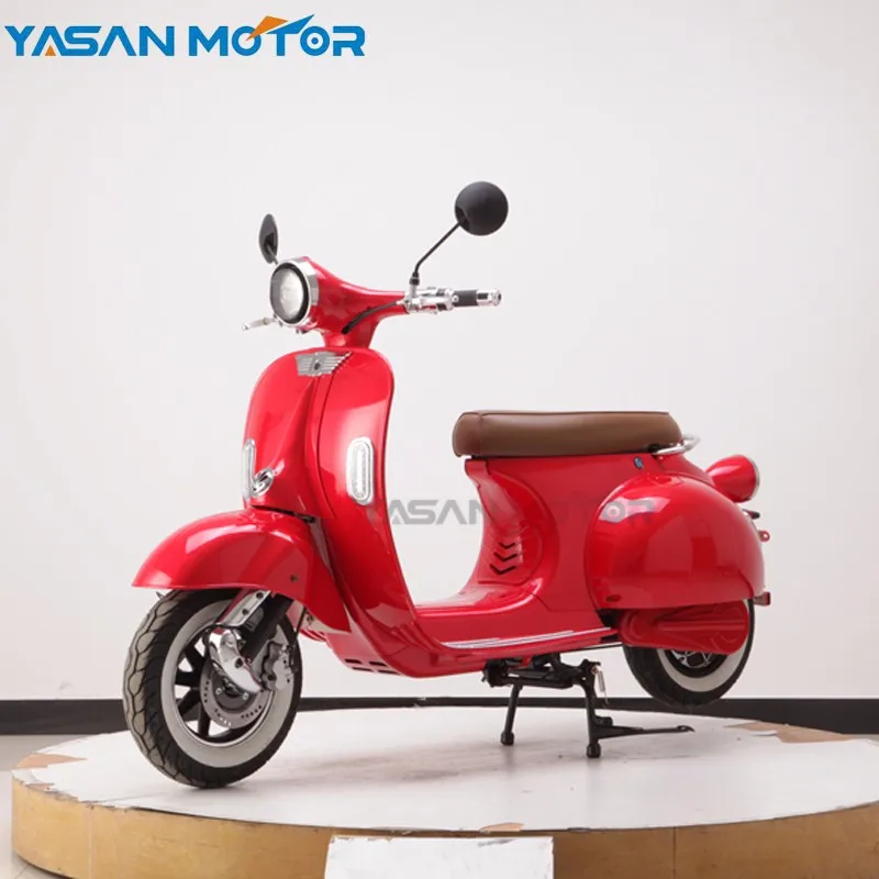 Скутер 60. Vespa Pro 1500w. Электроскутер 1200 w 72v. Скутер 2000. Электроскутер Винтаж.