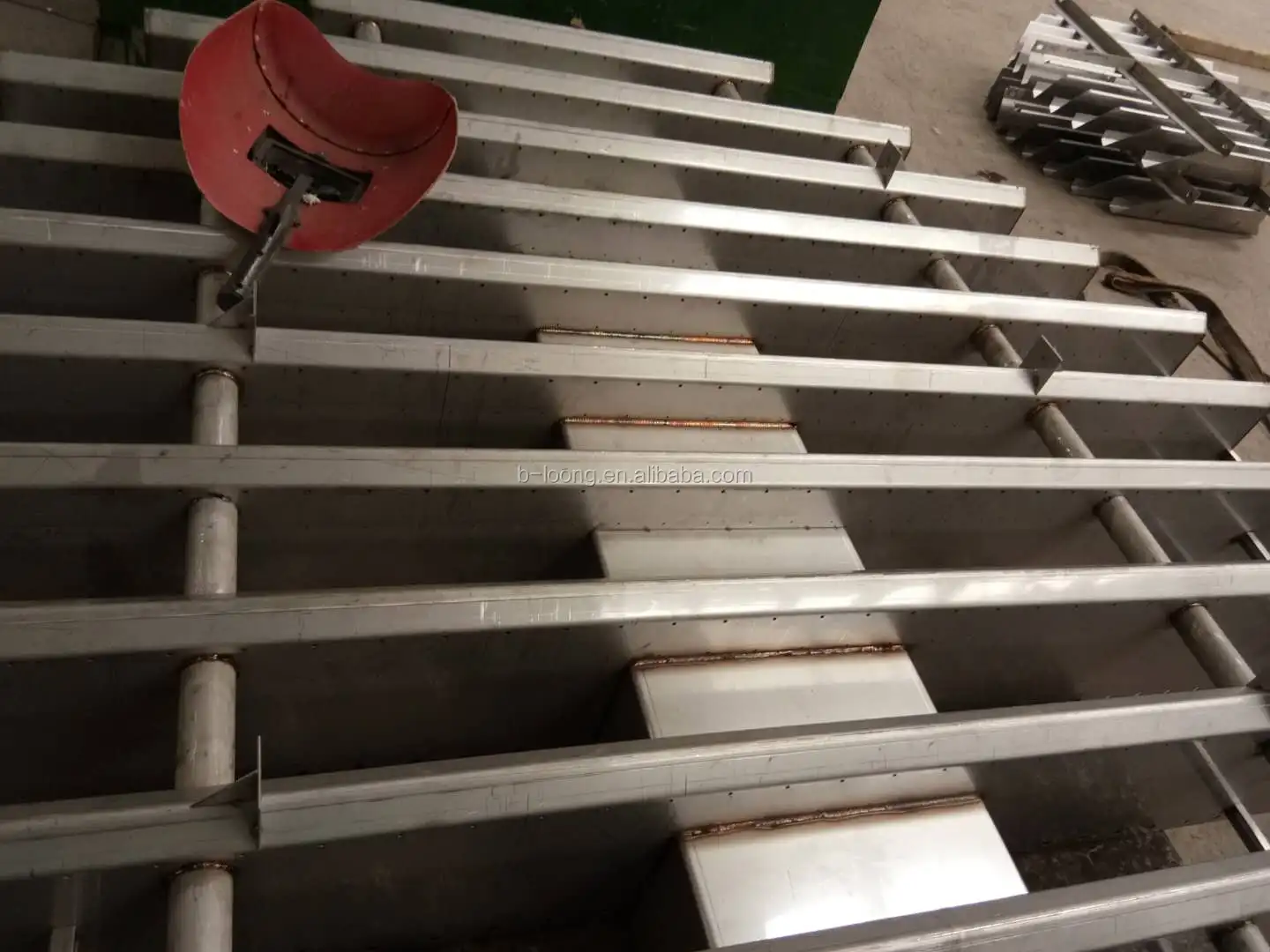 Tower Internals Liquid Distributor Column Buy Distributor Column,Liquid Distributor Column