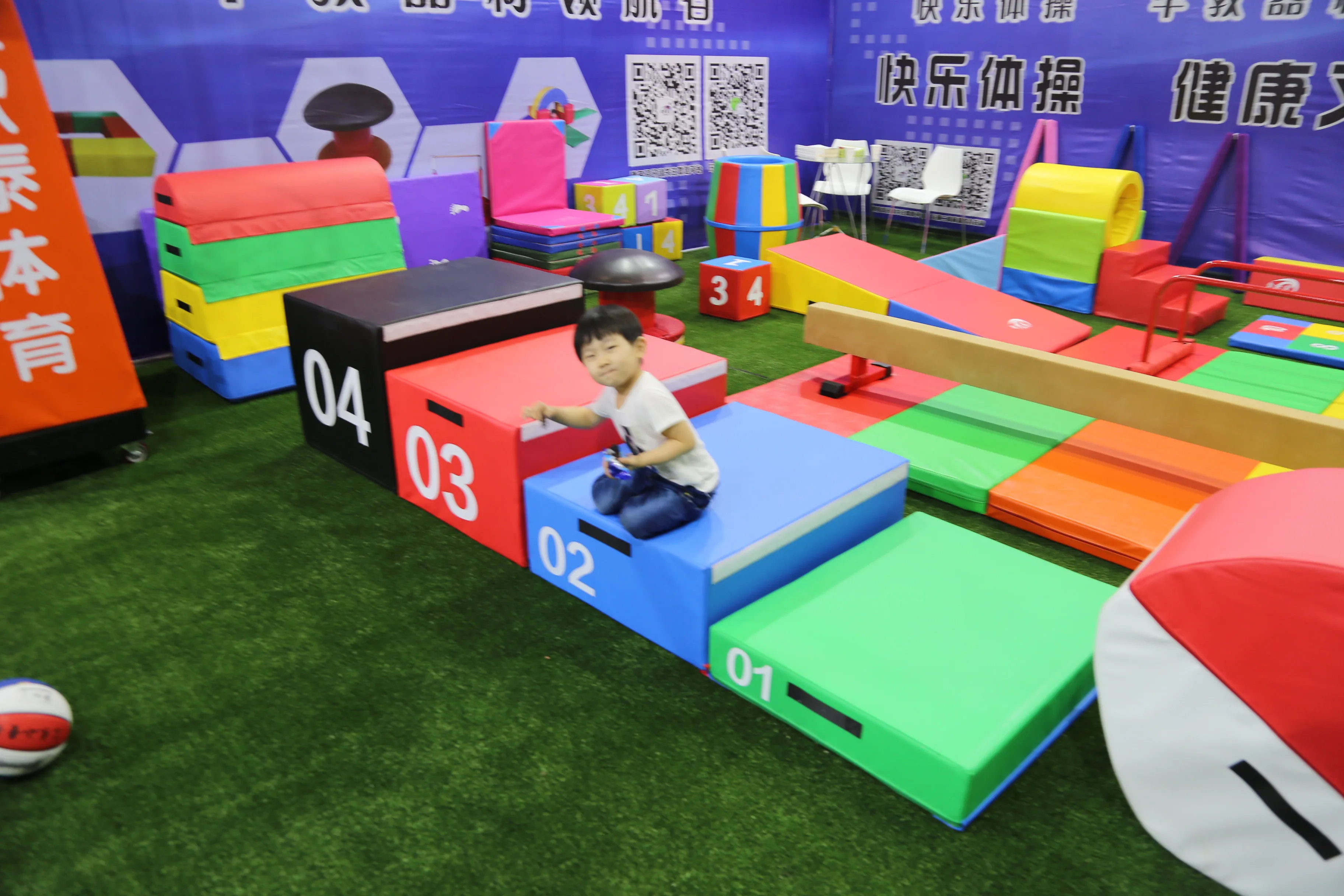 kids soft play area