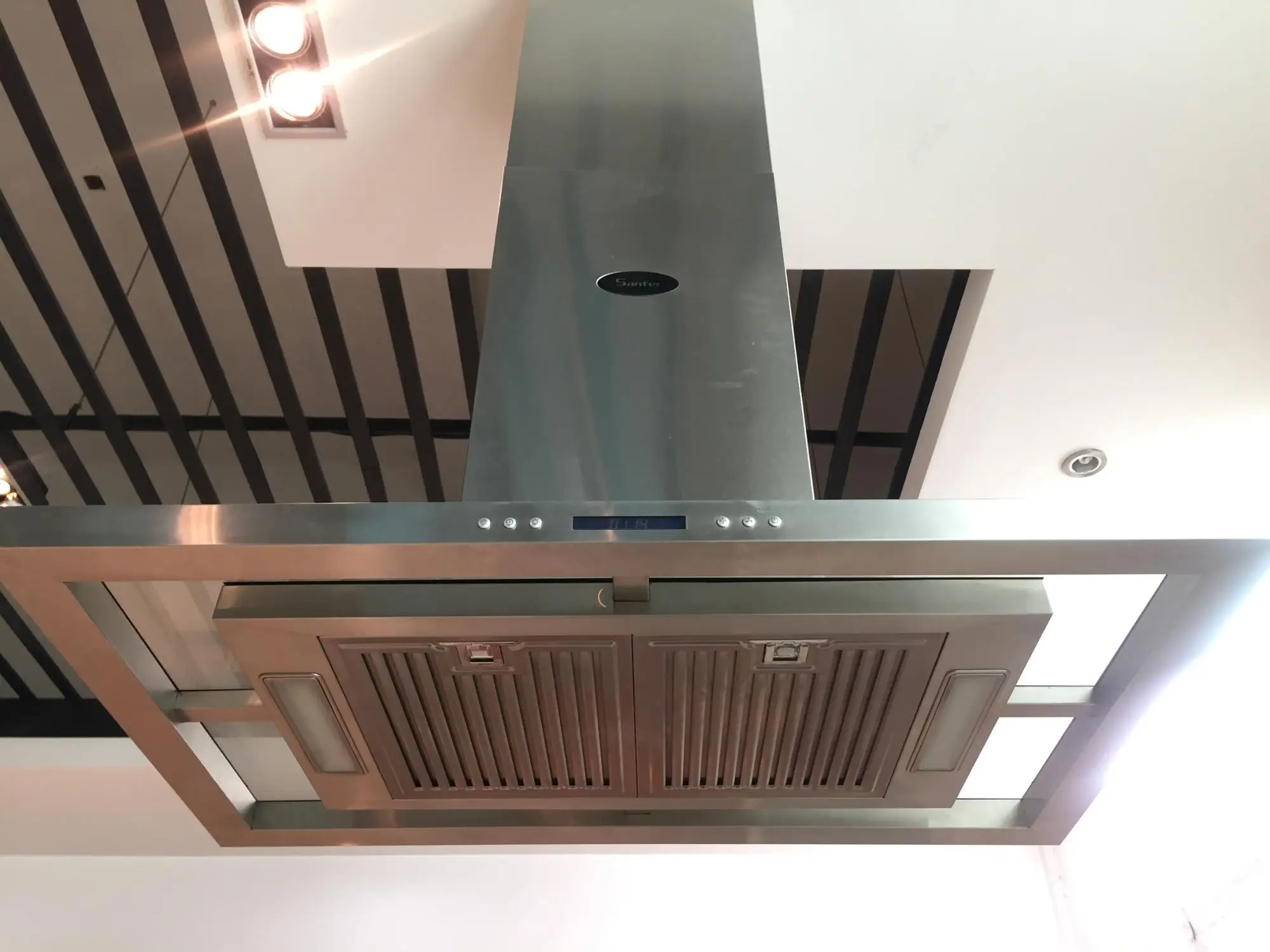 baffle filter range hood.jpg