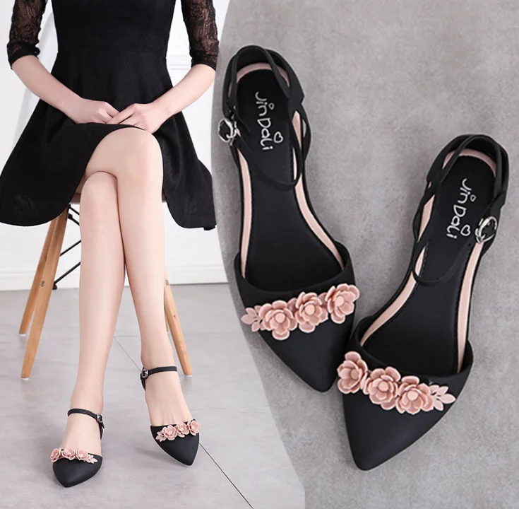

Point tow flower classic style ankle buckle women summer jelly sandals