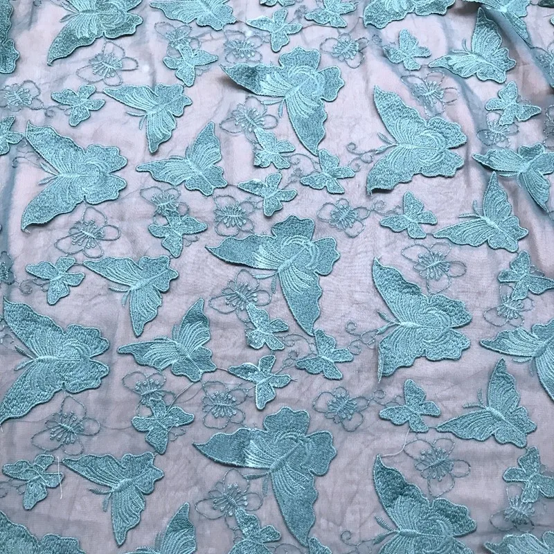 renda bordada azul tiffany