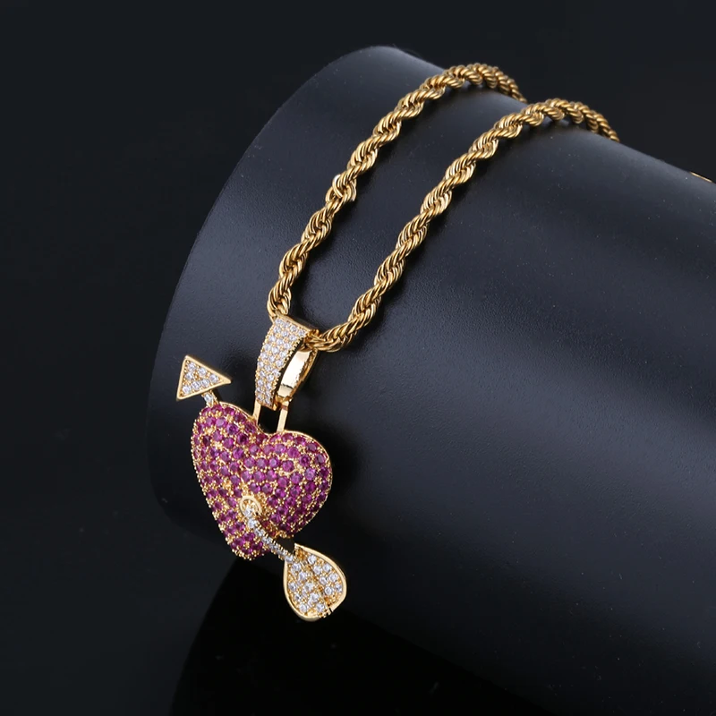 

Men Hip Hop Iced Out Cupid's Arrow Pierced Heart Shape Pendant Necklace Pave Setting Zircon Necklace (KHP023), As picture