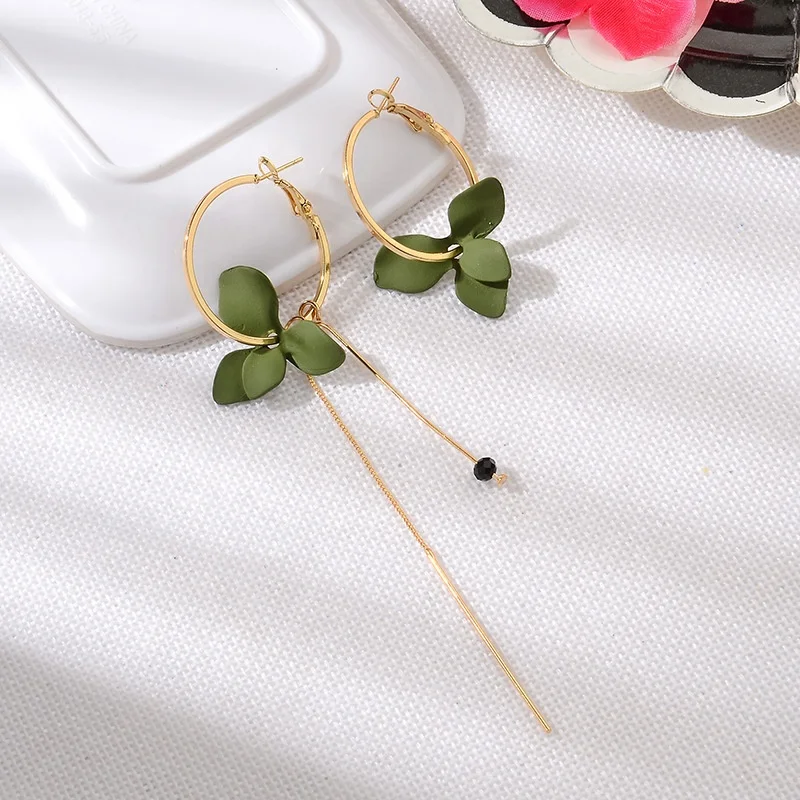 

New popular petal asymmetric earrings Stylish personality long geometric circle tassel earrings