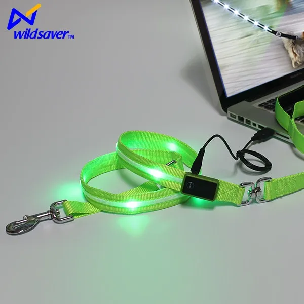 LED PET Safety Retractable Dog Leash with Comfortable Handle