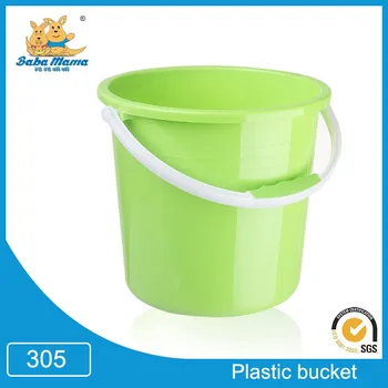 plastic pail with handle