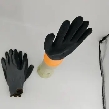 gray rubber gloves