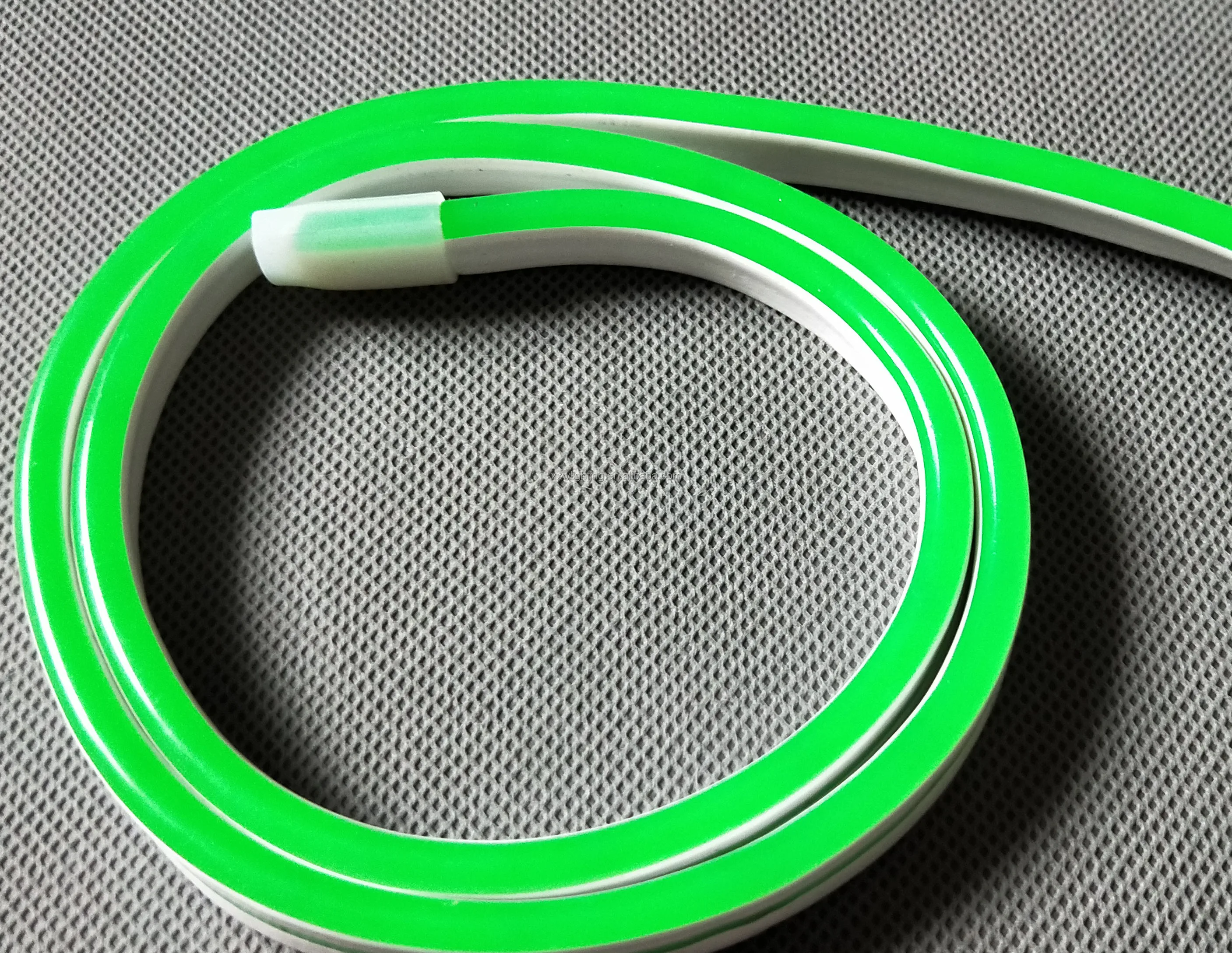 Factory wholesale 12V 2.5CM high bright green led neon strip light for advvertising designing