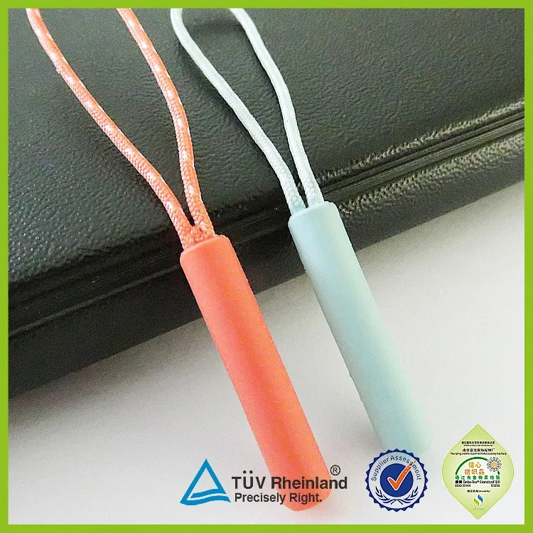 zipper pull 3