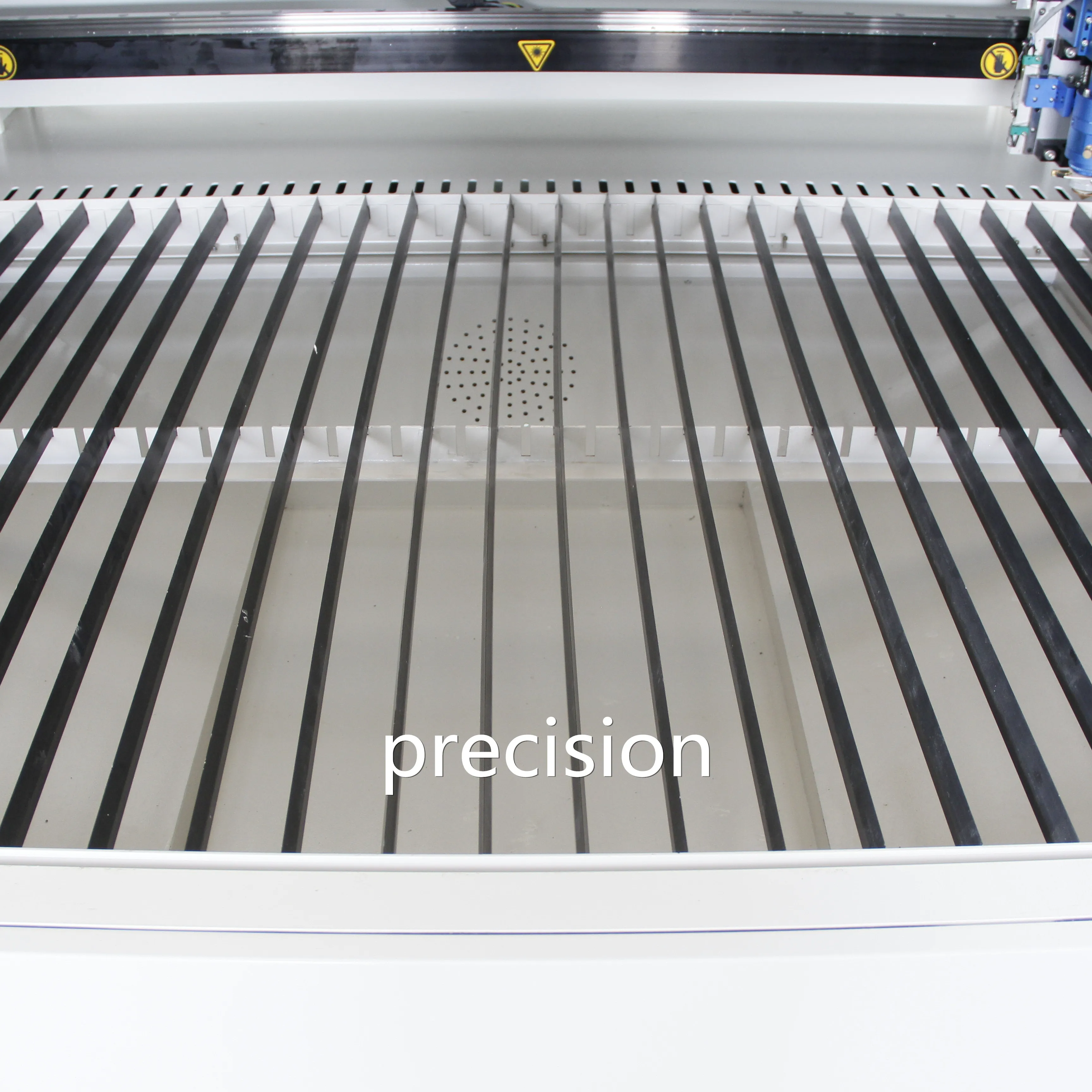 1.5mm stainless steel cnc metal laser cut machine 1300*2500mm with Reci W6