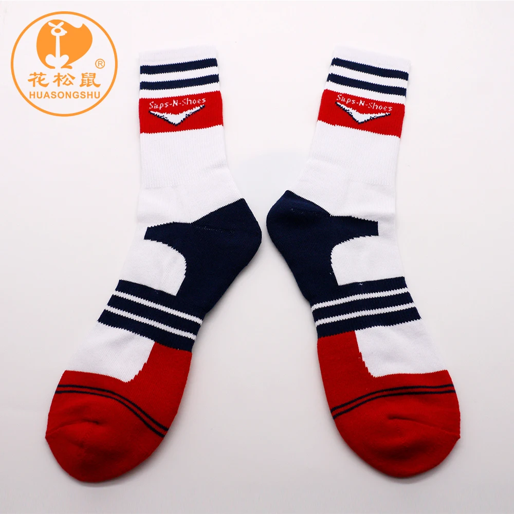 
China Direct Factory Crew Socks Warm Terry Sport Socks Striped Custom Compression Elite Basketball Football Socks 