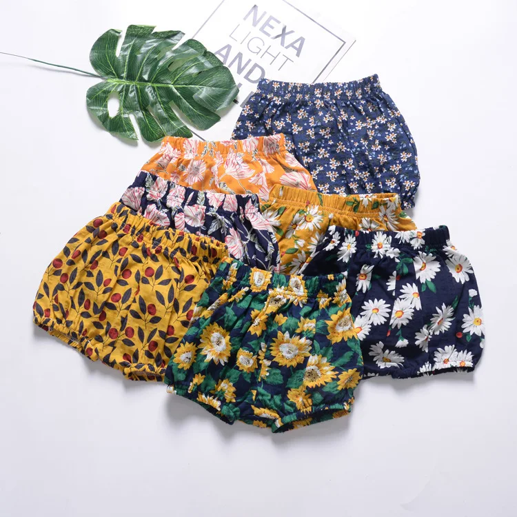 

Ins summer cool and breathable baby bread pants beach flower big PP shorts