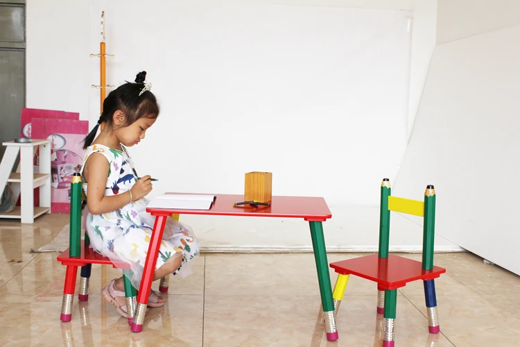 Pencil table outlet and chairs