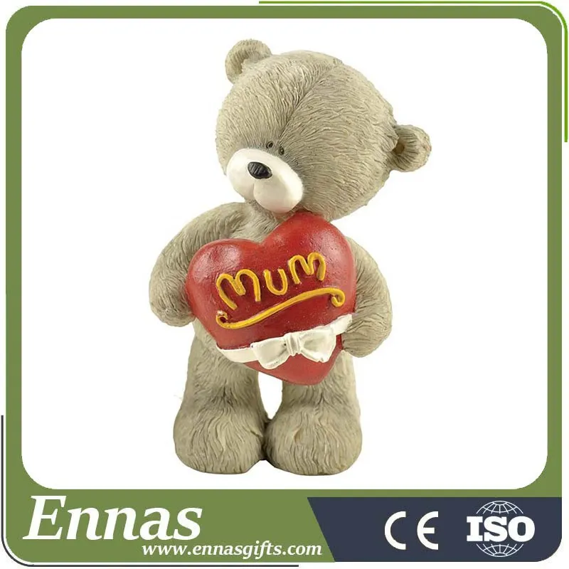 Wholesale stock products Mother's day Gifts Polyresin cute bear figurines with love heart
