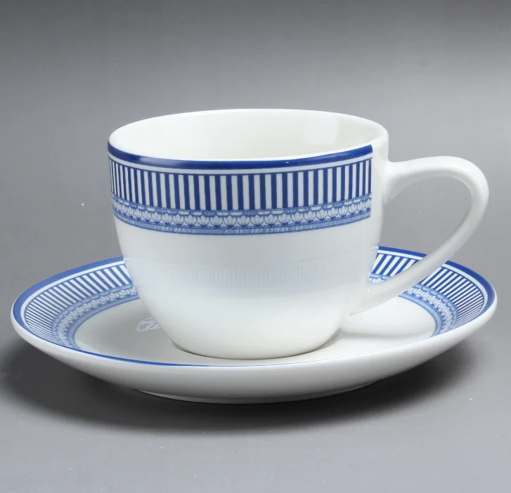 压花精美瓷杯和茶碟陶瓷茶杯茶杯碟套装