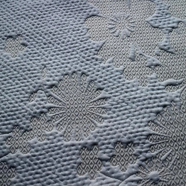 
HX05039 100% Polyester Knitted Mattress Ticking Fabric 